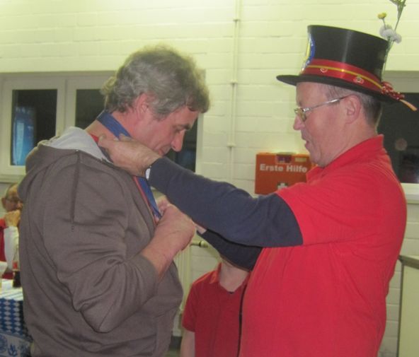 2015-11-06-05 Scheckübergabe